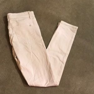 Joe’s Jeans Skinny Visionaire white jeans